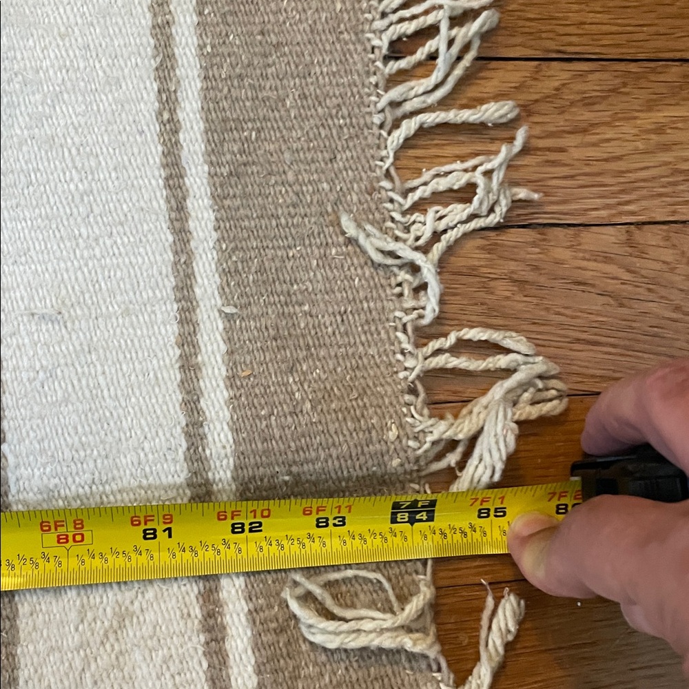 Southwestern Patterned wool Rug - Picture 5 of 6
